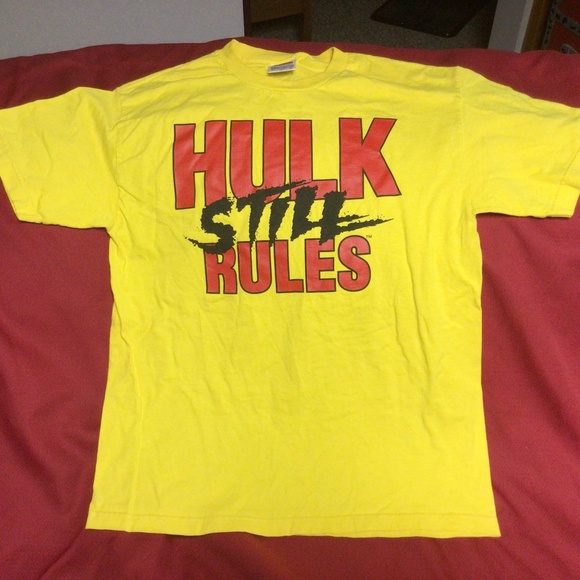 - HULK HOGAN tshirt - Picture 1 of 3